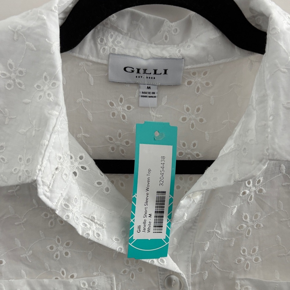 Gilli White Eyelet Button-Up Blouse - Picture 2 of 6